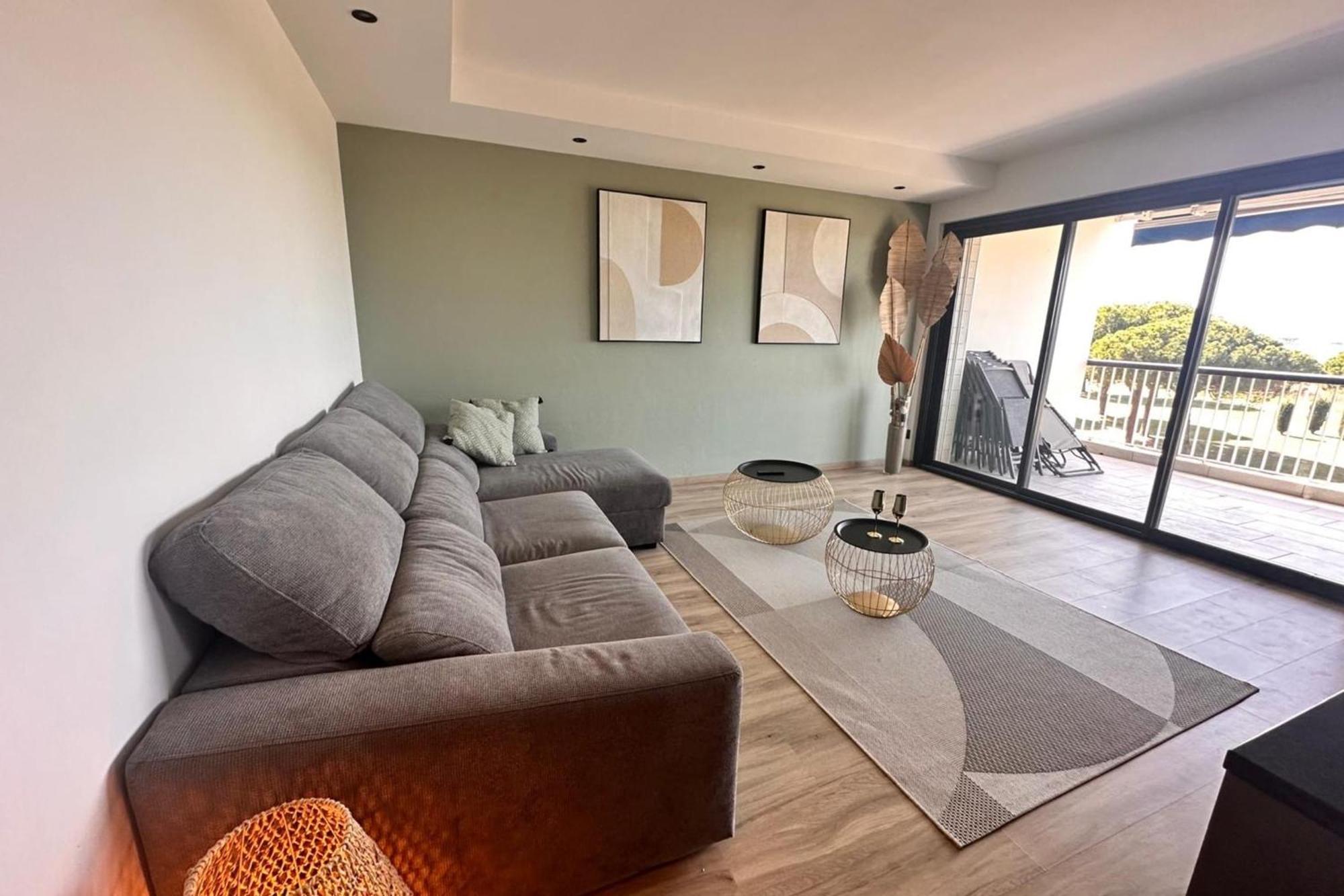 Le Mistral Appartement Standing Avec Vue Mer Exceptionnelle En 1Ere Ligne Le Grau-du-Roi Exteriör bild