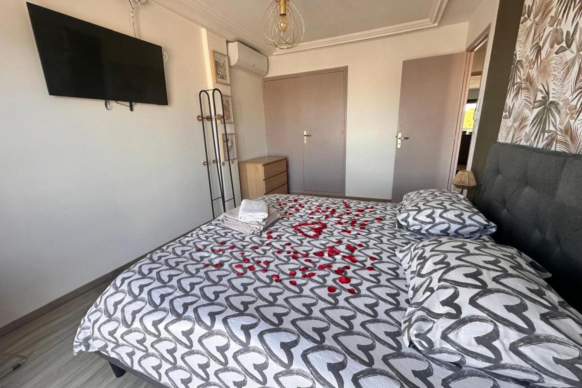 Le Mistral Appartement Standing Avec Vue Mer Exceptionnelle En 1Ere Ligne Le Grau-du-Roi Exteriör bild